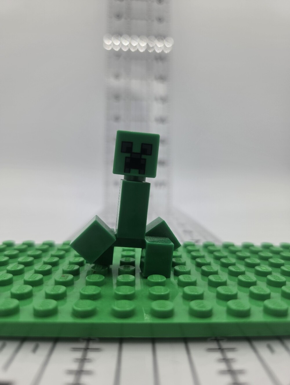 LEGO Minecraft Creeper Minifigure Green/Black Printed Plastic 2015